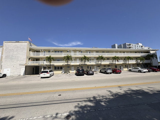Crystal Cove Condo main photo